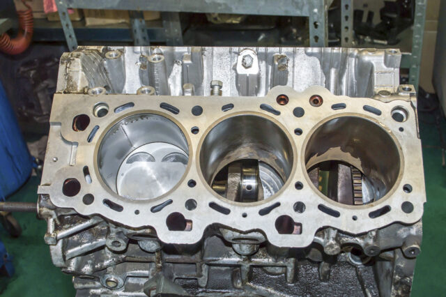 Engine Wear & Durability Testing Engine wear and durability testing with an Rtec tribometer measuring wear, scuffing, fatigue, and lubricant performance under realistic engine operating conditions.